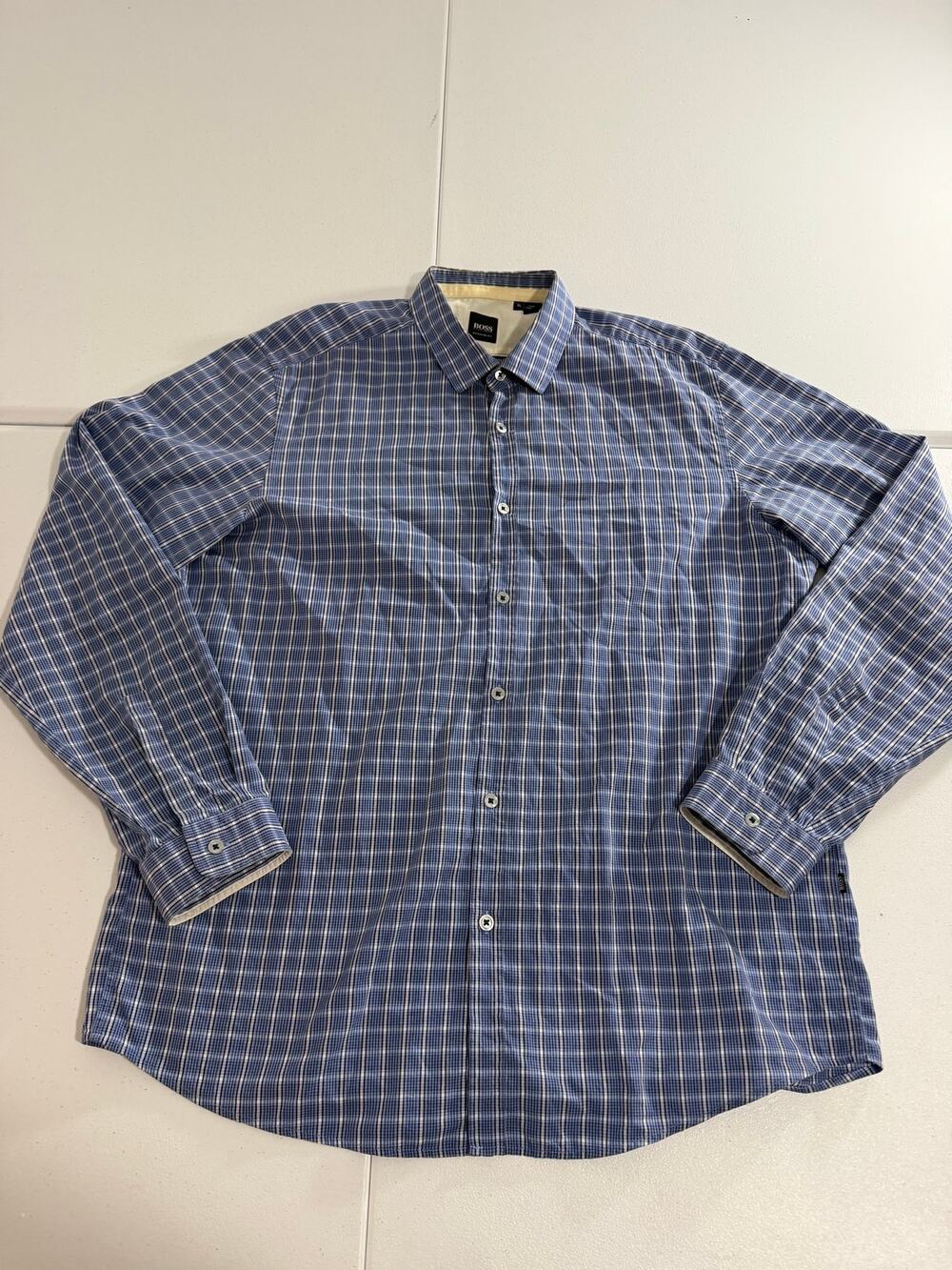 Hugo Boss Long Sleeve Button Up Shirt Mens XL Blue Plaid Regular Fit Dress